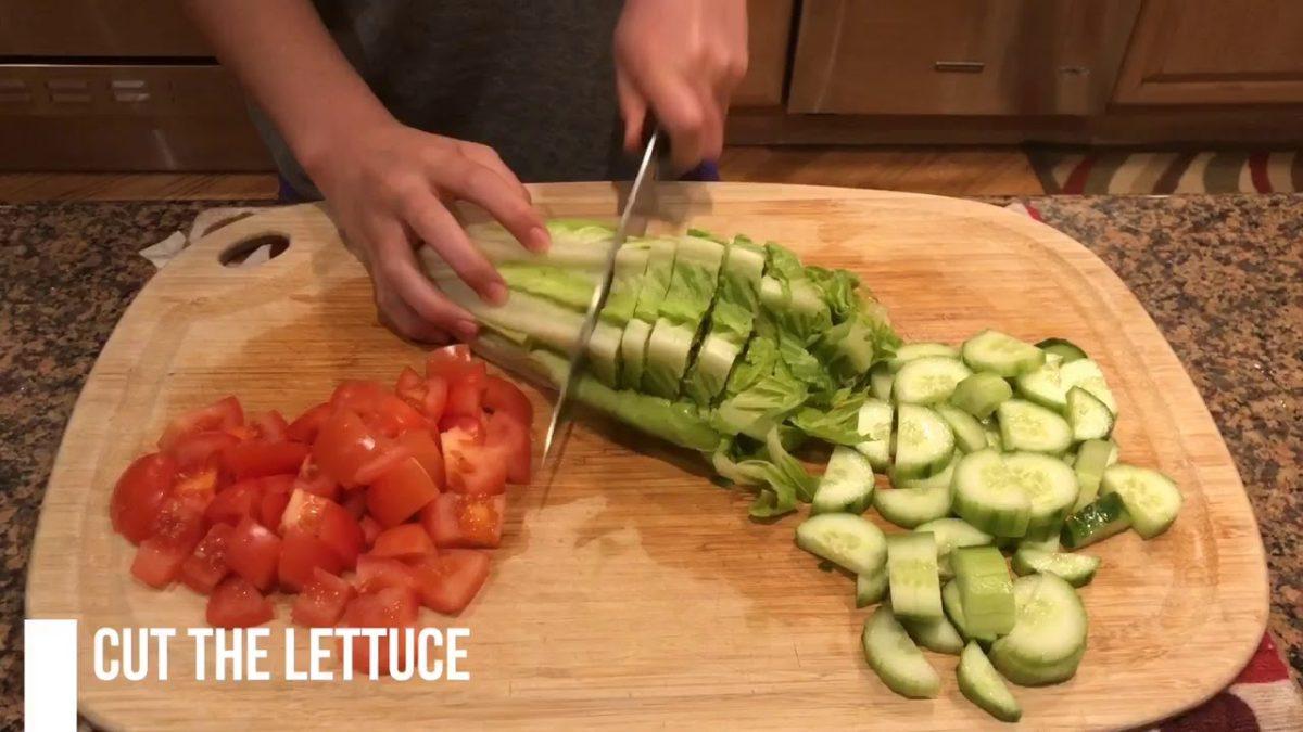 How to Make a Healthy Salad By: Miriam Zoghby