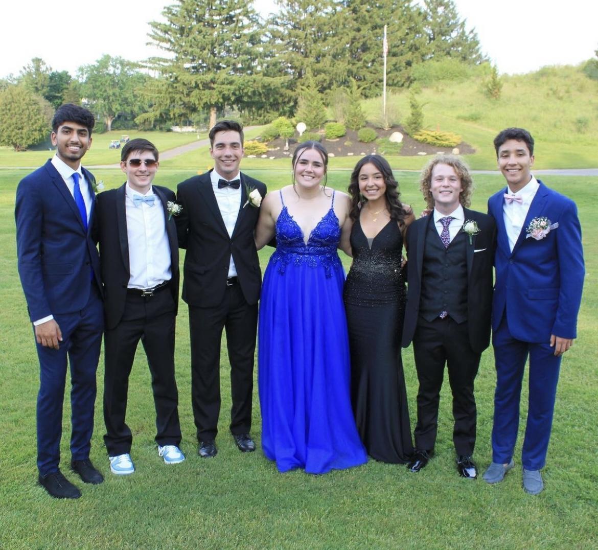 A group picture from the Senior Ball. Photo Credit: Nathan Bourcy (22)